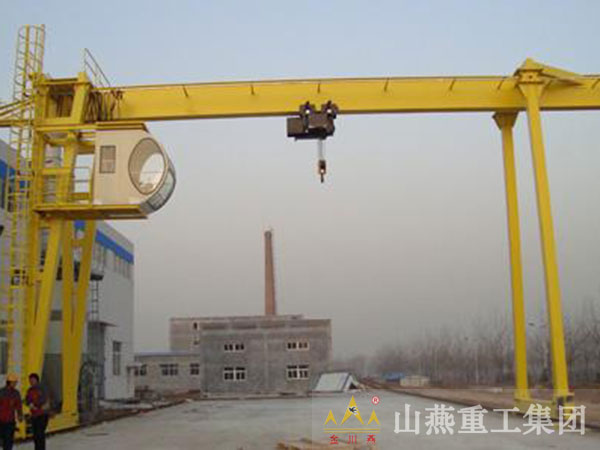 龍門(mén)起重機(jī)有哪些類(lèi)型？主要用途和特征是什么？